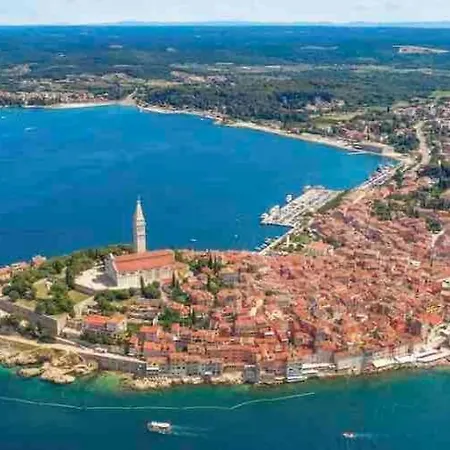 Modern & Spacious Old Town Apartamento Rovinj